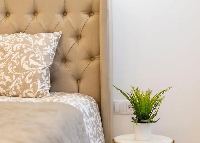 Apartament Luxurious 4bedrm 3bathrm W/ Balcony Budapeszt