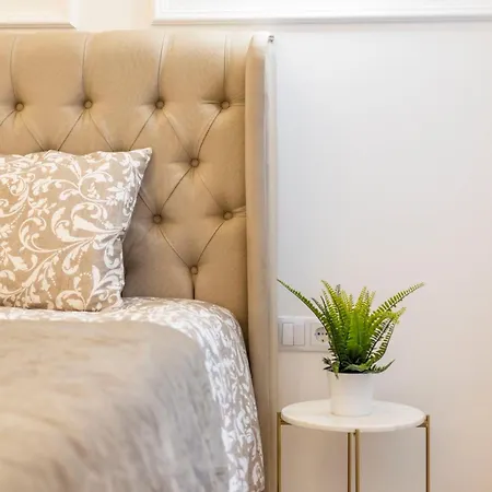 Apartmán Luxurious 4bedrm 3bathrm W/ Balcony Budapešť