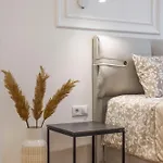 Apartamento Luxurious 4bedrm 3bathrm W/ Balcony Budapest